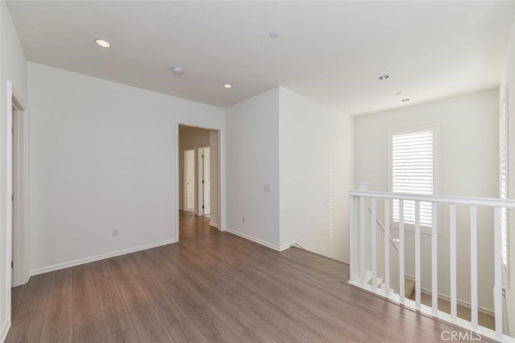 229 Rodeo Irvine, CA 92602 - Photo 20 of 37 Loft