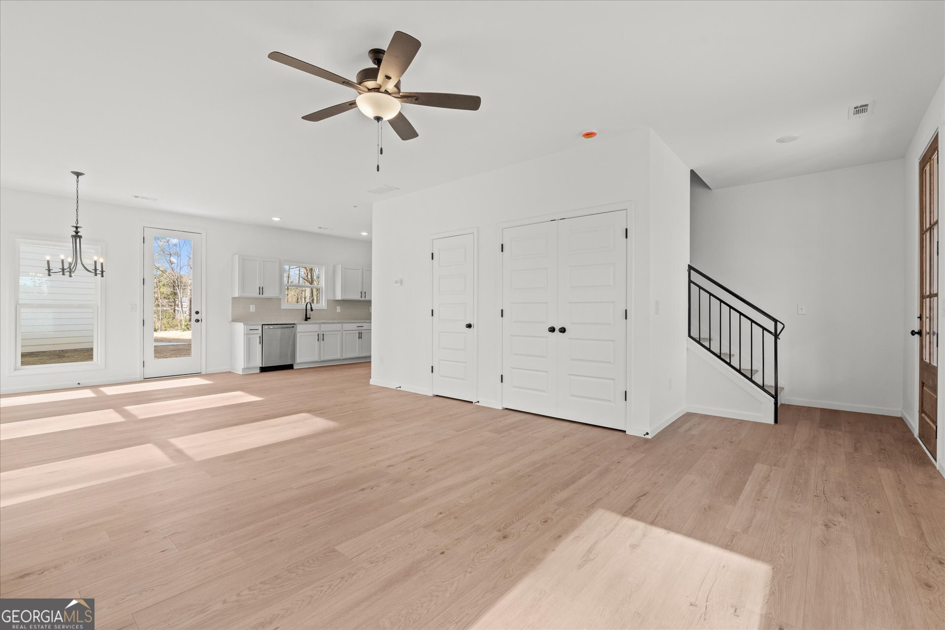 109 Burns Road Carrollton, GA 30117 - Photo 5 of 14