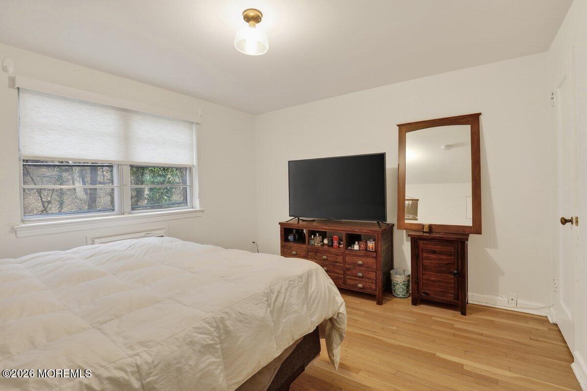 98 Manor Drive Red Bank, NJ 07701 - Photo 18 of 28 Primary Bedroom 2 (1)