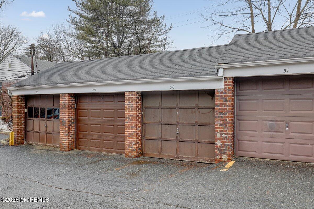 98 Manor Drive Red Bank, NJ 07701 - Photo 24 of 28 Garage