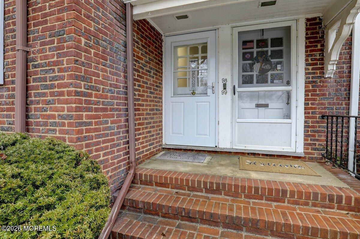 98 Manor Drive Red Bank, NJ 07701 - Photo 3 of 28 Front 7