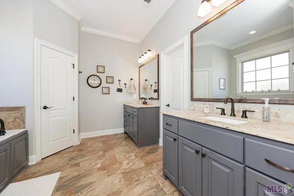 $610,000 | 6055 Jonathan Alaric Avenue, Gonzales, LA 70737