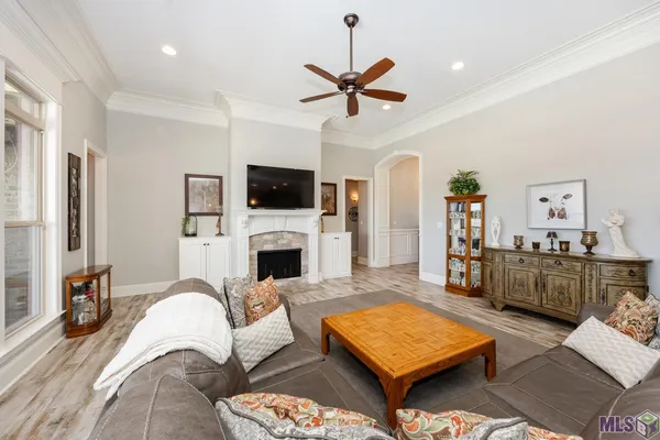 $610,000 | 6055 Jonathan Alaric Avenue, Gonzales, LA 70737