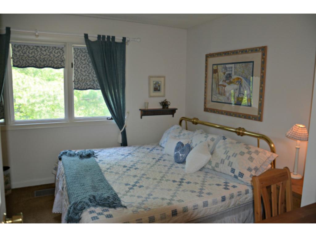 14 D Upper Handle Road, Unit 14D West Dover, VT 05356 - Photo 7 of 11 Gallery Image 7