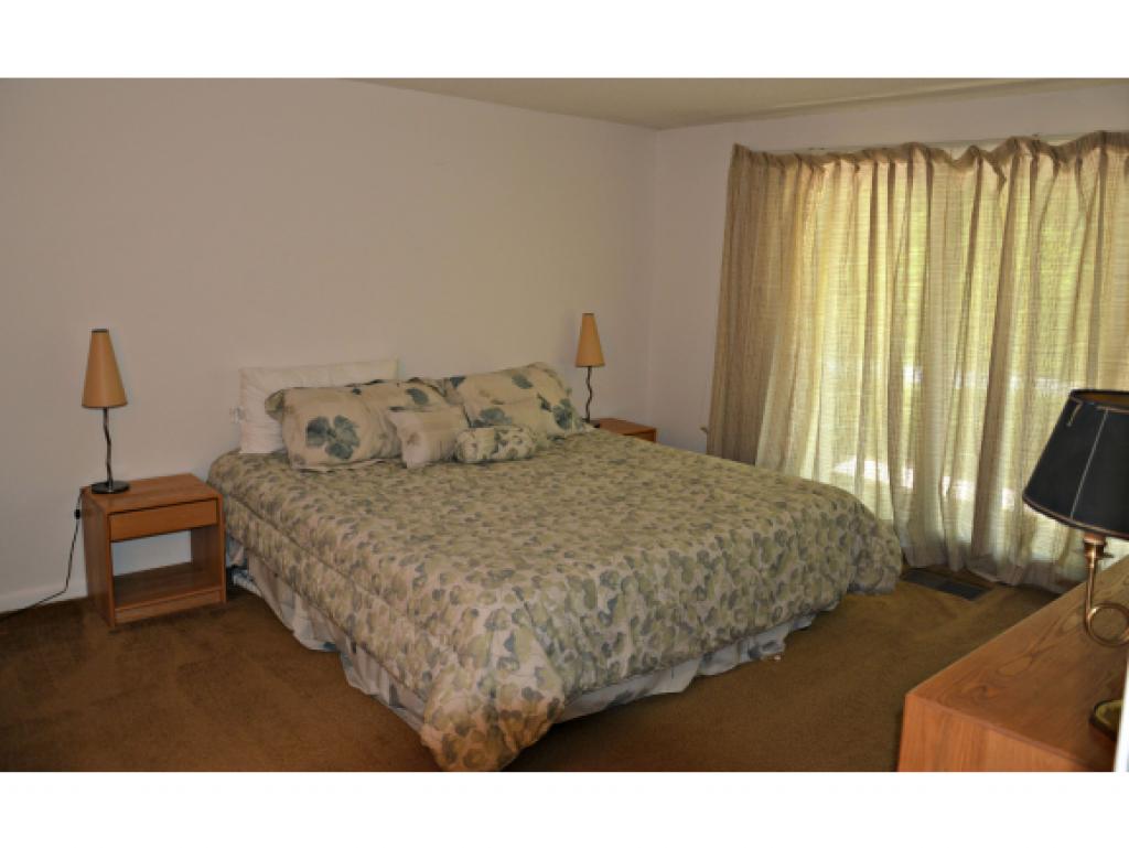 14 D Upper Handle Road, Unit 14D West Dover, VT 05356 - Photo 8 of 11 Gallery Image 8