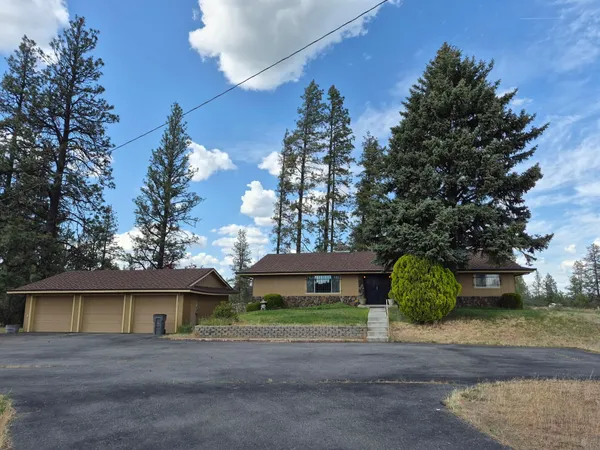 $559,950 | 23213 South Cross Road, Cheney, WA 99004