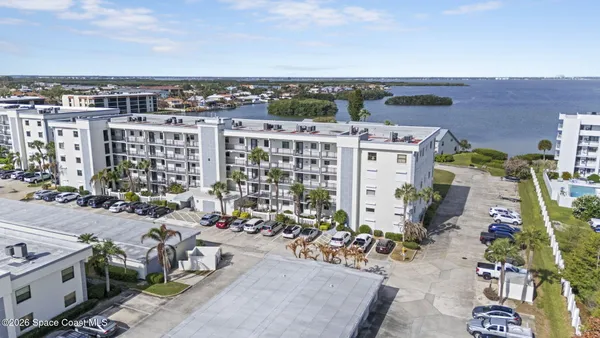 $2,100 | 3165 North Atlantic Avenue, Unit B307, Cocoa Beach, FL 32931
