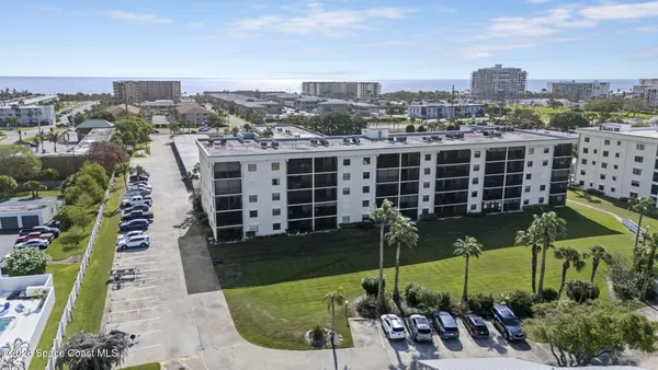 $2,100 | 3165 North Atlantic Avenue, Unit B307, Cocoa Beach, FL 32931