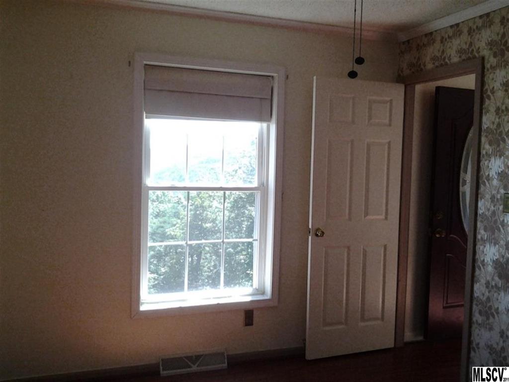 6719 Burkemont Road Morganton, NC 28655 - Photo 4 of 22 Gallery Image 4
