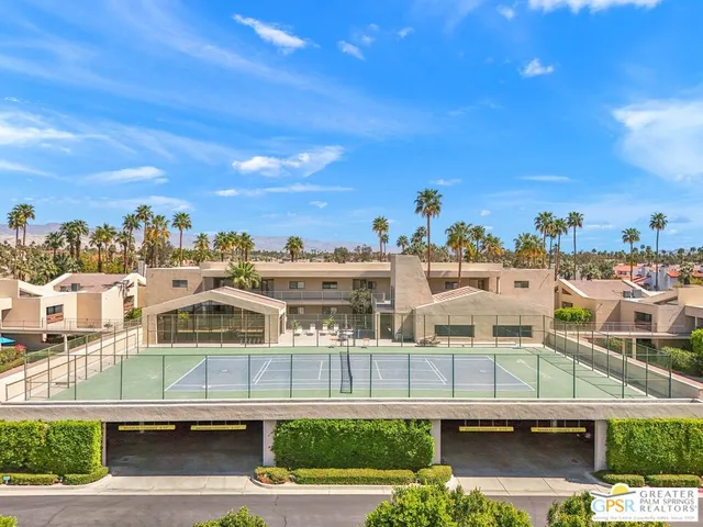 $2,400 | 255 South Avenida Caballeros, Unit 203, Palm Springs, CA 92262