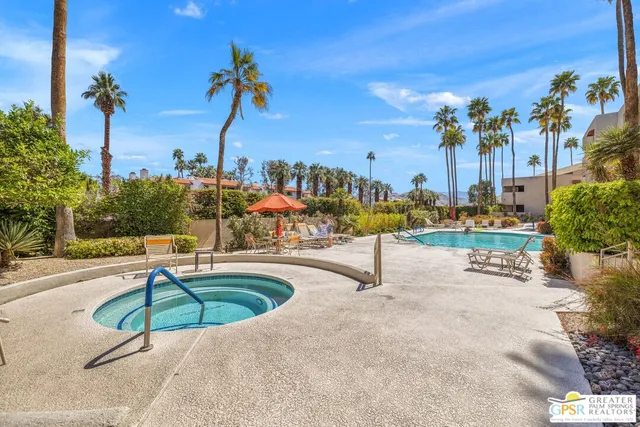 $2,400 | 255 South Avenida Caballeros, Unit 203, Palm Springs, CA 92262