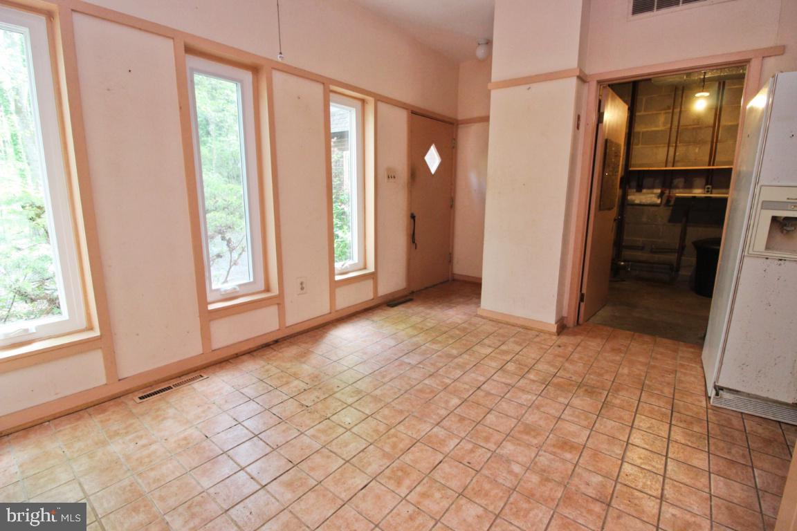 3619 Floral Park Road Brandywine, MD 20613 - Photo 11 of 36 Gallery Image 11