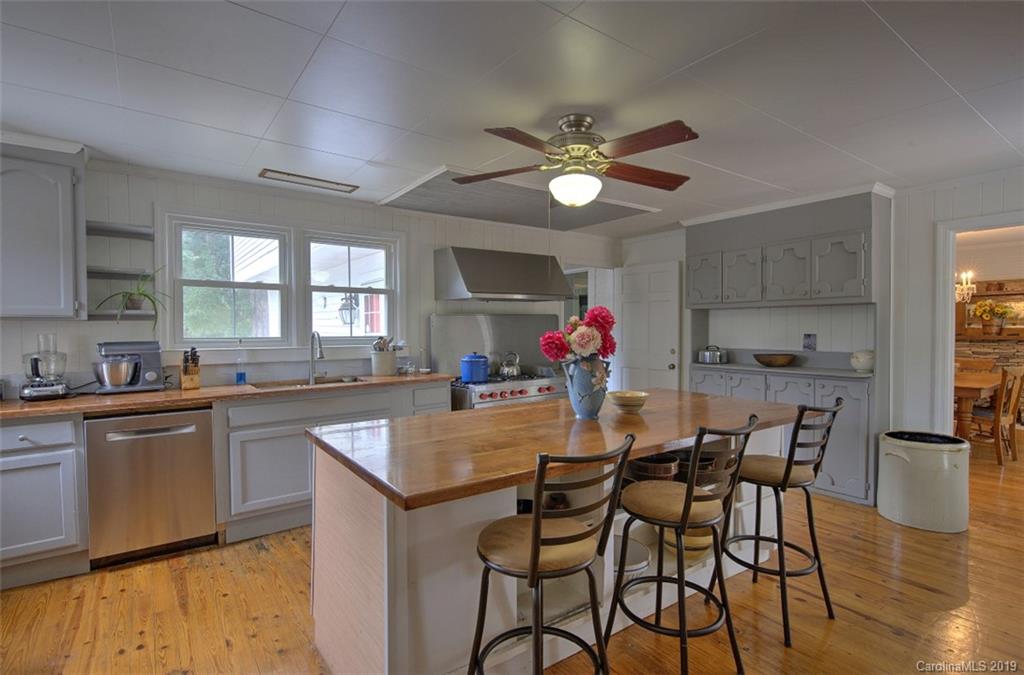 200 North Pacolet Road Campobello, SC 29322 - Photo 24 of 44
