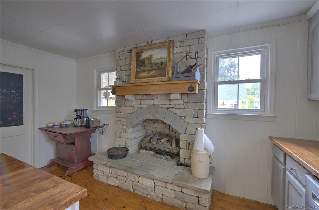 200 North Pacolet Road Campobello, SC 29322 - Photo 26 of 44