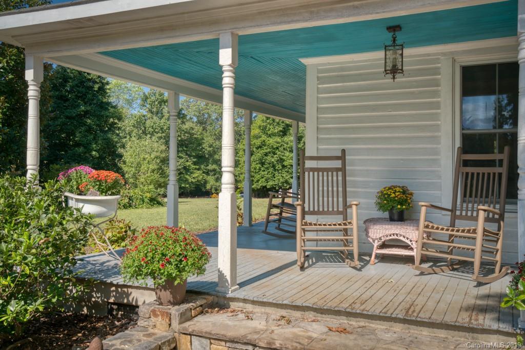 200 North Pacolet Road Campobello, SC 29322 - Photo 7 of 44