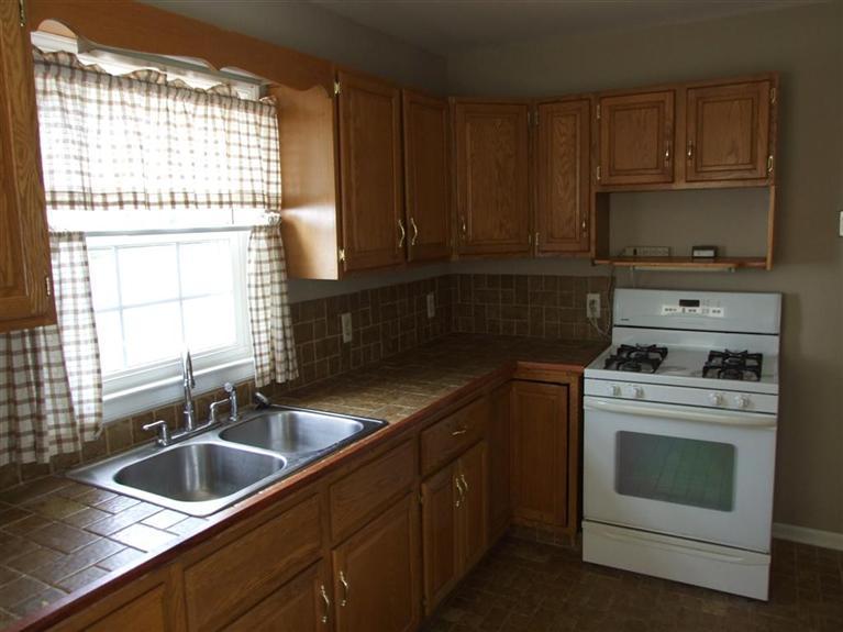 1370 Cornell Road Muskegon, MI 49441 - Photo 2 of 11 Additional Photo