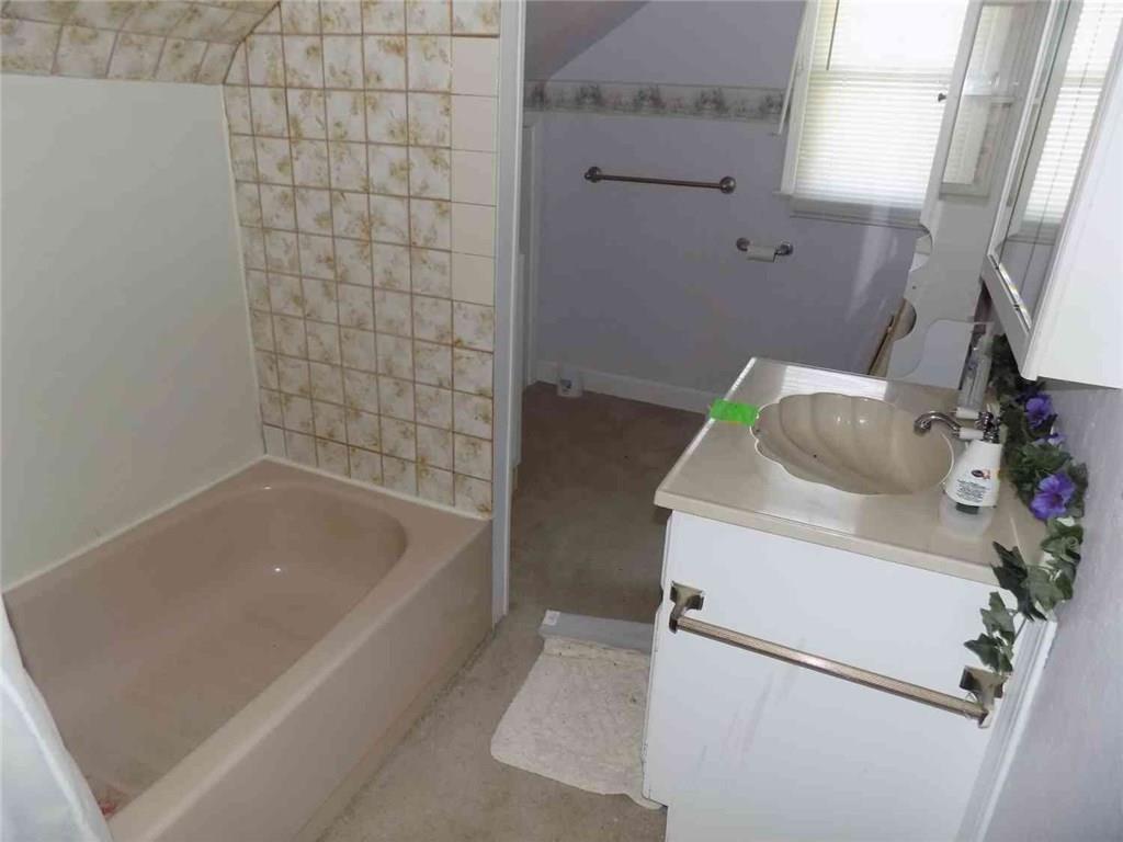 3850 Seneca Road Sharpsville, PA 16150 - Photo 5 of 10 Gallery Image 5