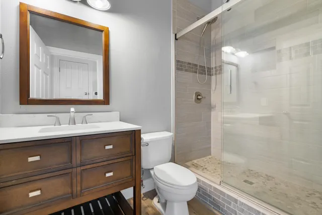 $2,300 | 4507 Furling Lane, Unit 302, Destin, FL 32541