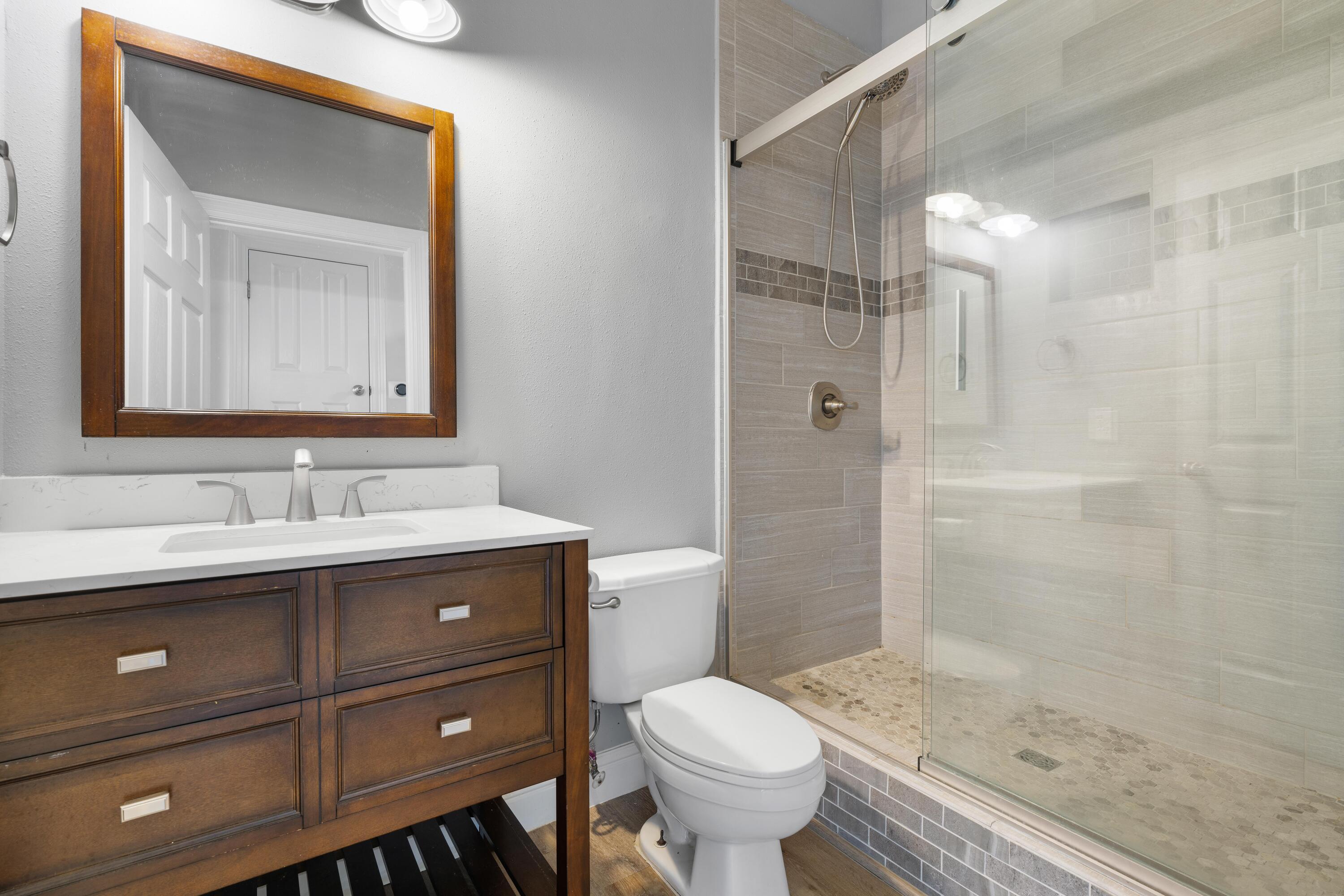 4507 Furling Lane, Unit 302 Destin, FL 32541 - Photo 22 of 49 DSC02274