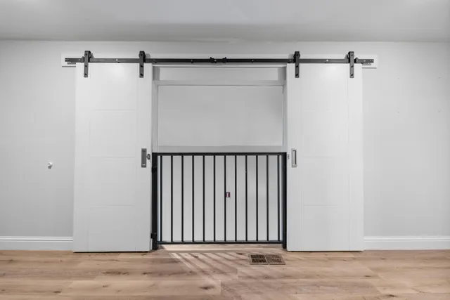 $2,300 | 4507 Furling Lane, Unit 302, Destin, FL 32541