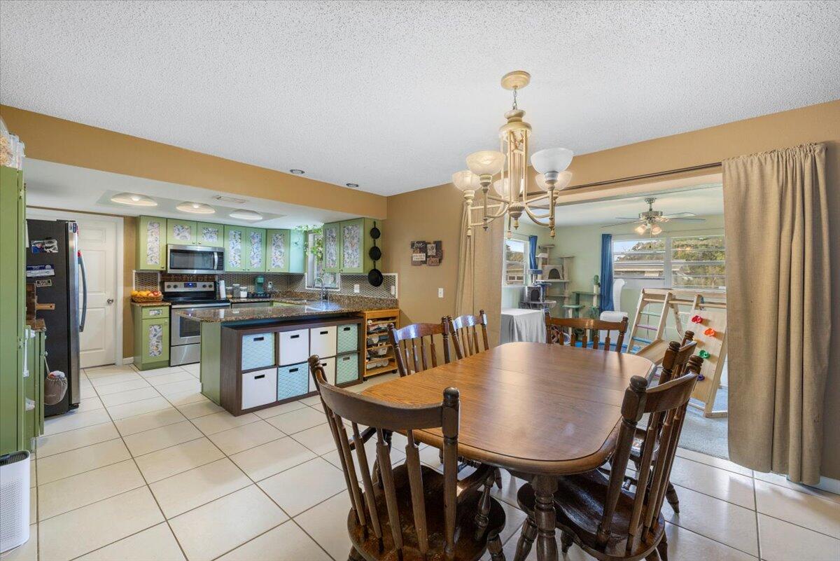 7508 Pensacola Road Fort Pierce, FL 34951 - Photo 11 of 39 18-0B2A7816