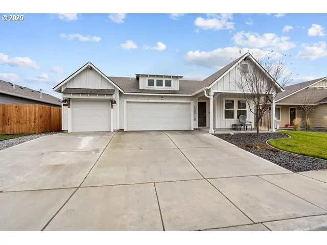 $420,000 | 594 East Templeton Avenue, Hermiston, OR 97838