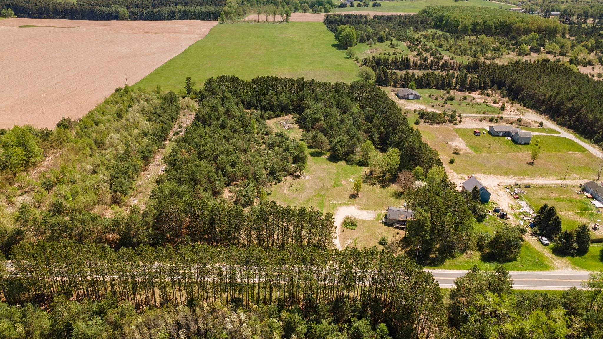 8613 Summit City Road Kingsley, MI 49649 - Photo 29 of 31