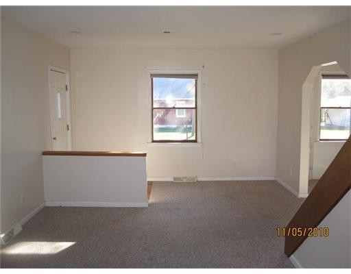 331 North Hospital Road Waterford, MI 48327 - Photo 2 of 10 Photo 2