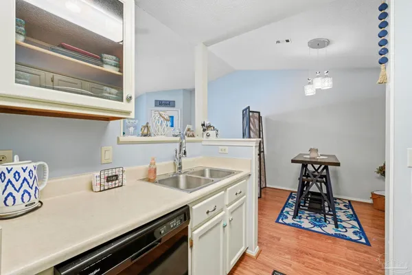 $175,000 | 601 East Burgess Road, Unit A6, Pensacola, FL 32504