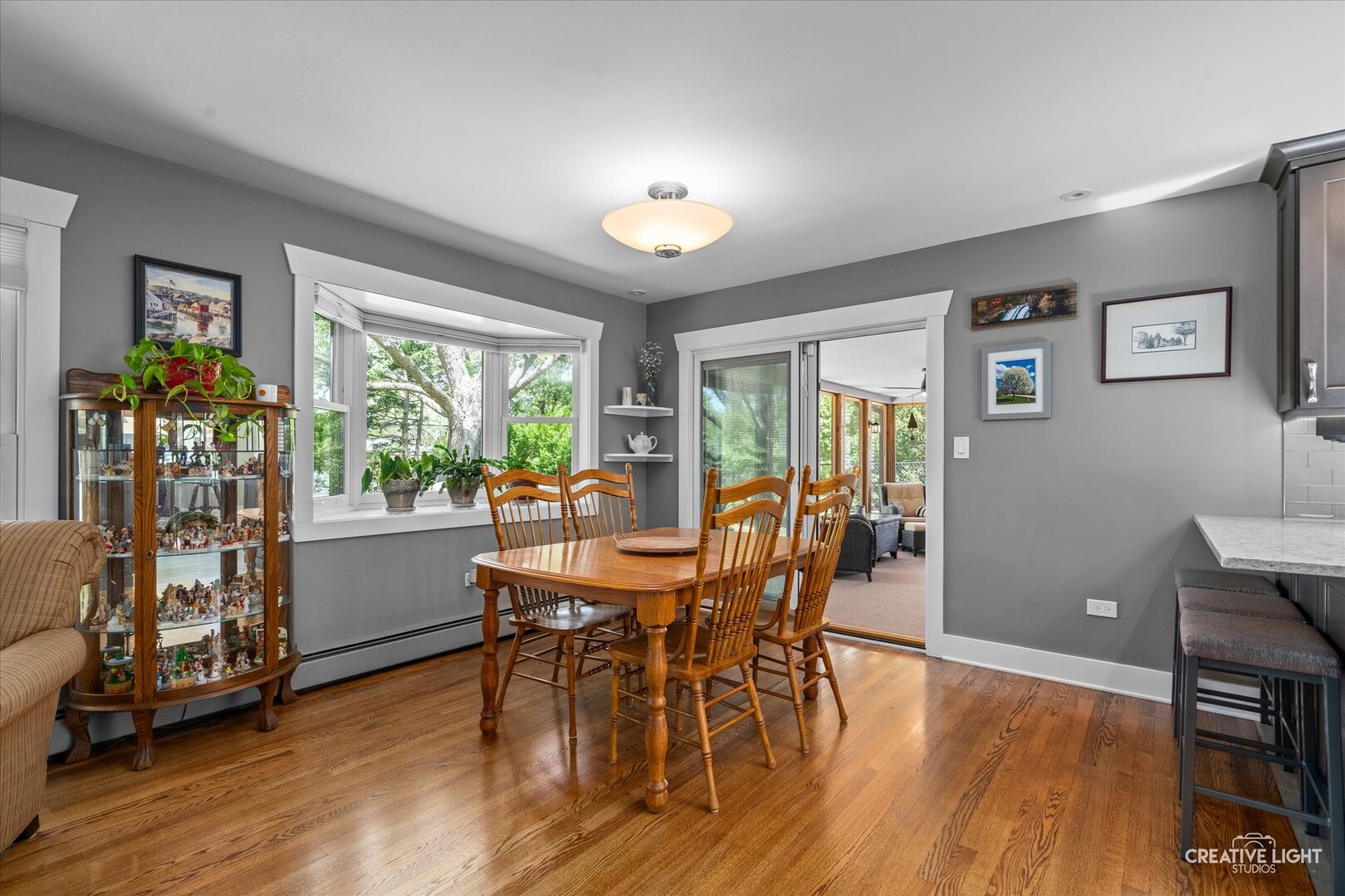 256 Beverly Road Barrington, IL 60010 - Photo 8 of 38 Gallery Image 8