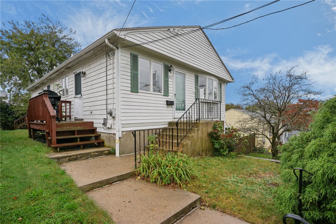 111 Raphael Avenue Providence, RI 02904 - Photo 27 of 34