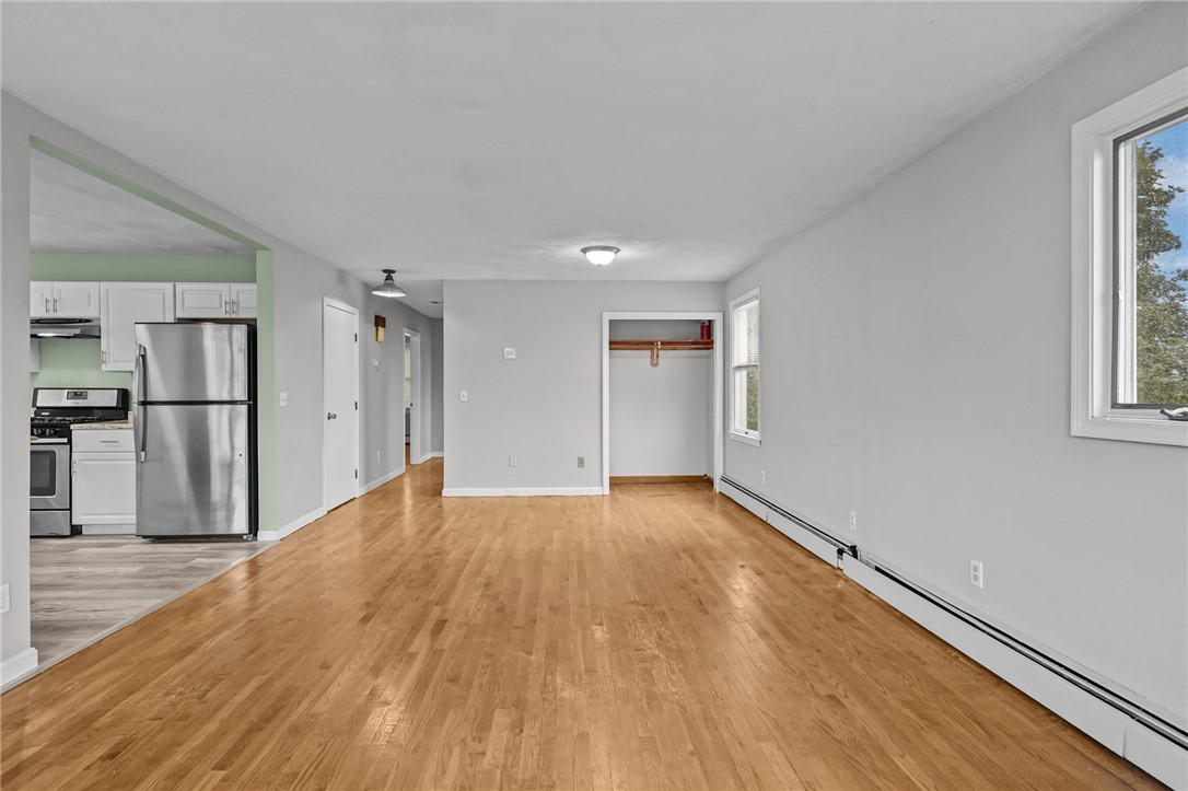 111 Raphael Avenue Providence, RI 02904 - Photo 5 of 34