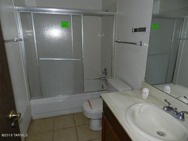 3715 West Raintree Drive Tucson, AZ 85741 - Photo 12 of 25