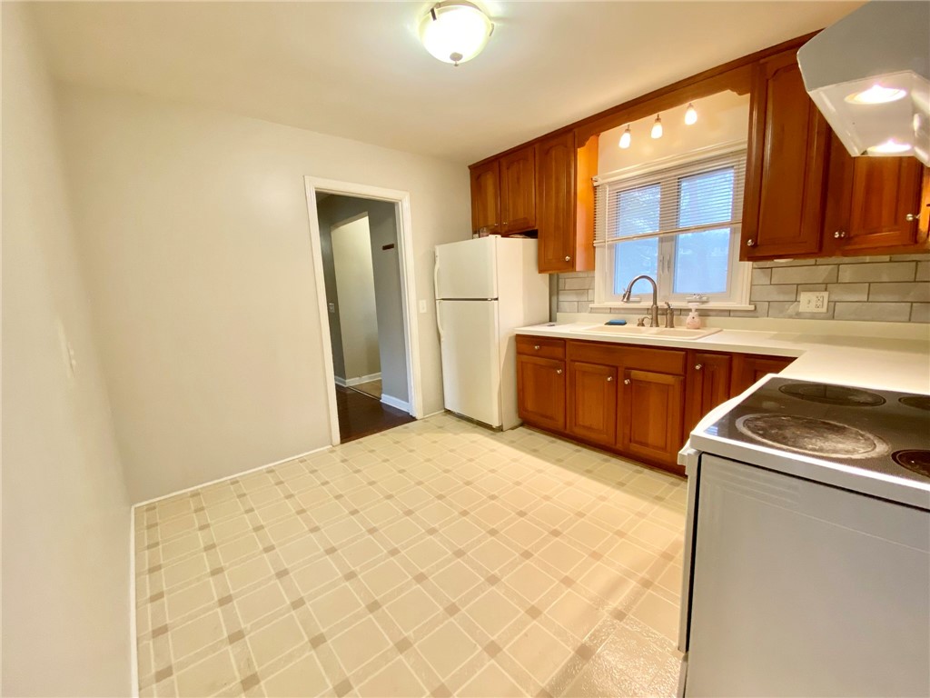 93 Timpat Drive Gates, NY 14624 - Photo 10 of 34