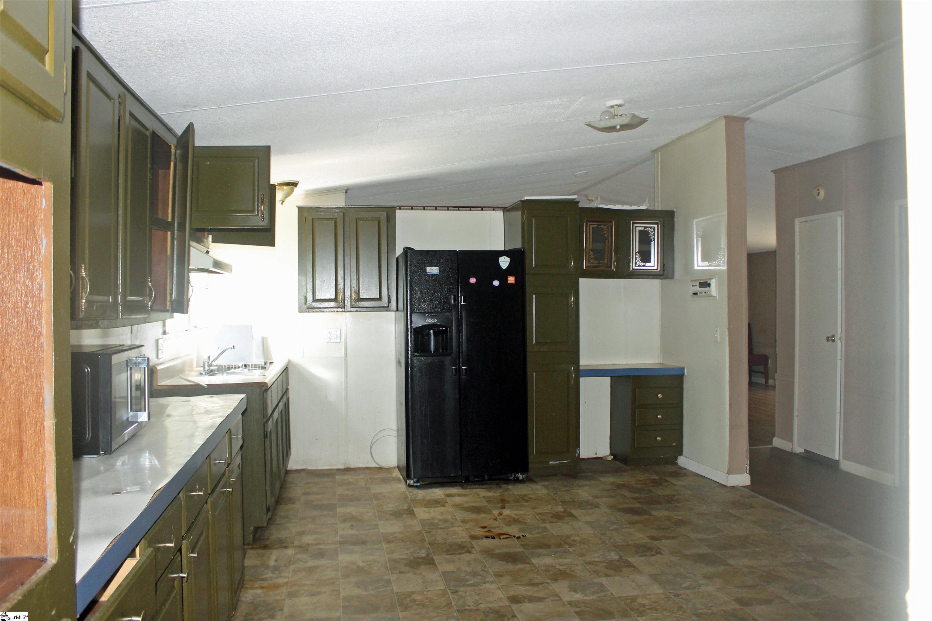 117 Old Homestead Road Greenville, SC 29611 - Photo 4 of 10