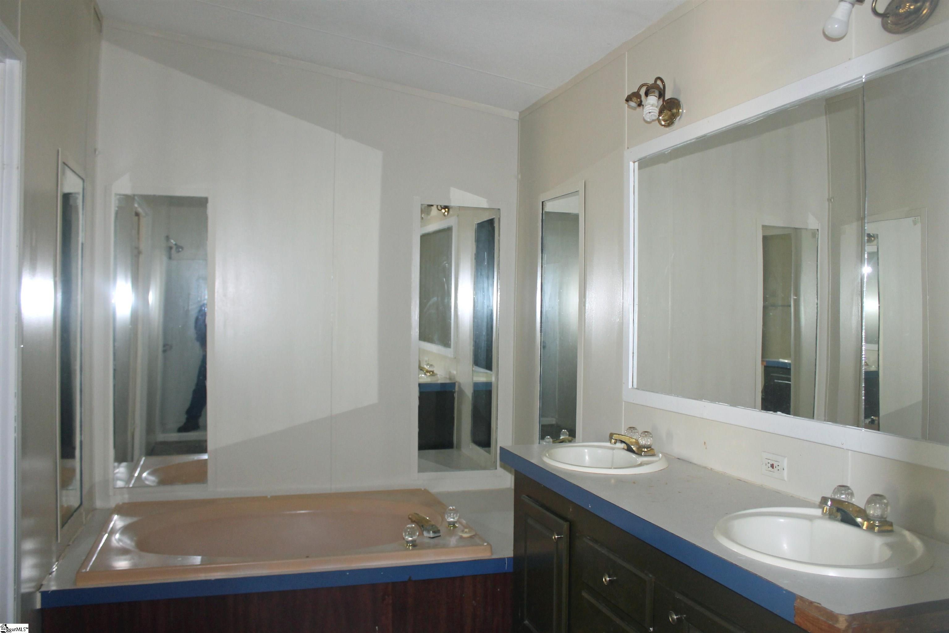117 Old Homestead Road Greenville, SC 29611 - Photo 5 of 10