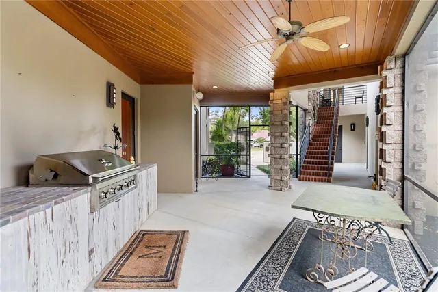 $5,800,000 | 1804 North Lake Shore Drive, Sarasota, FL 34231