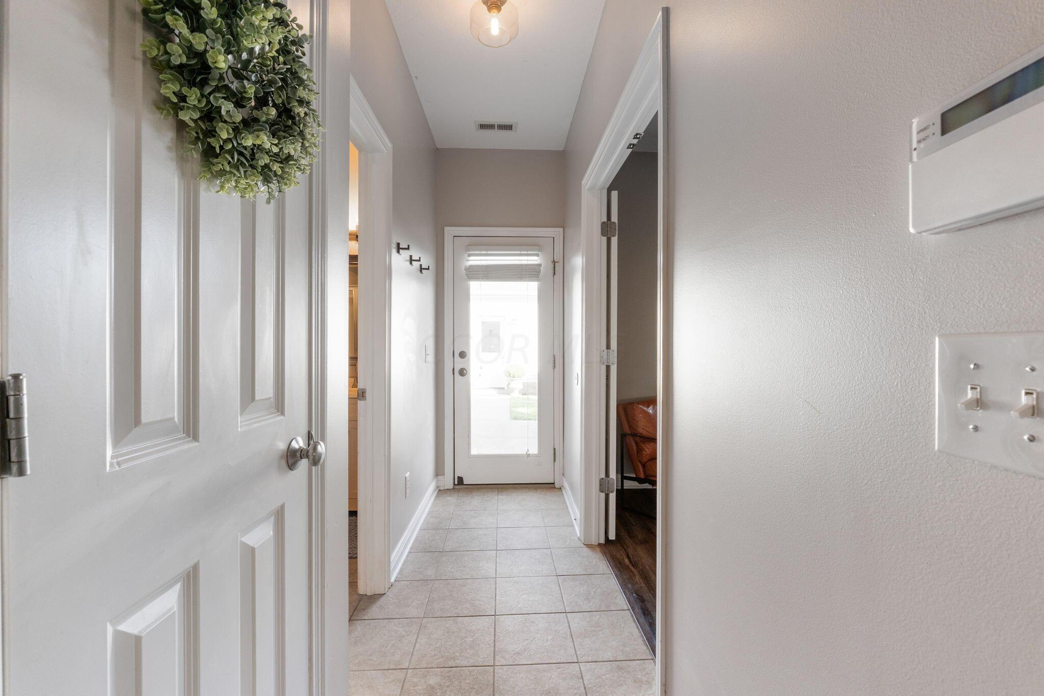 6071 Hayden Farms Road Dublin, OH 43016 - Photo 17 of 52 6071 Hayden Farms Rd (Interior)-22