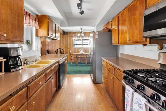 $450,000 | 2329 East Canyon Drive, Wrightwood, CA 92397