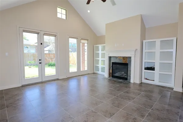 $3,200 | 17311 Quiet Shores Drive, Richmond, TX 77407