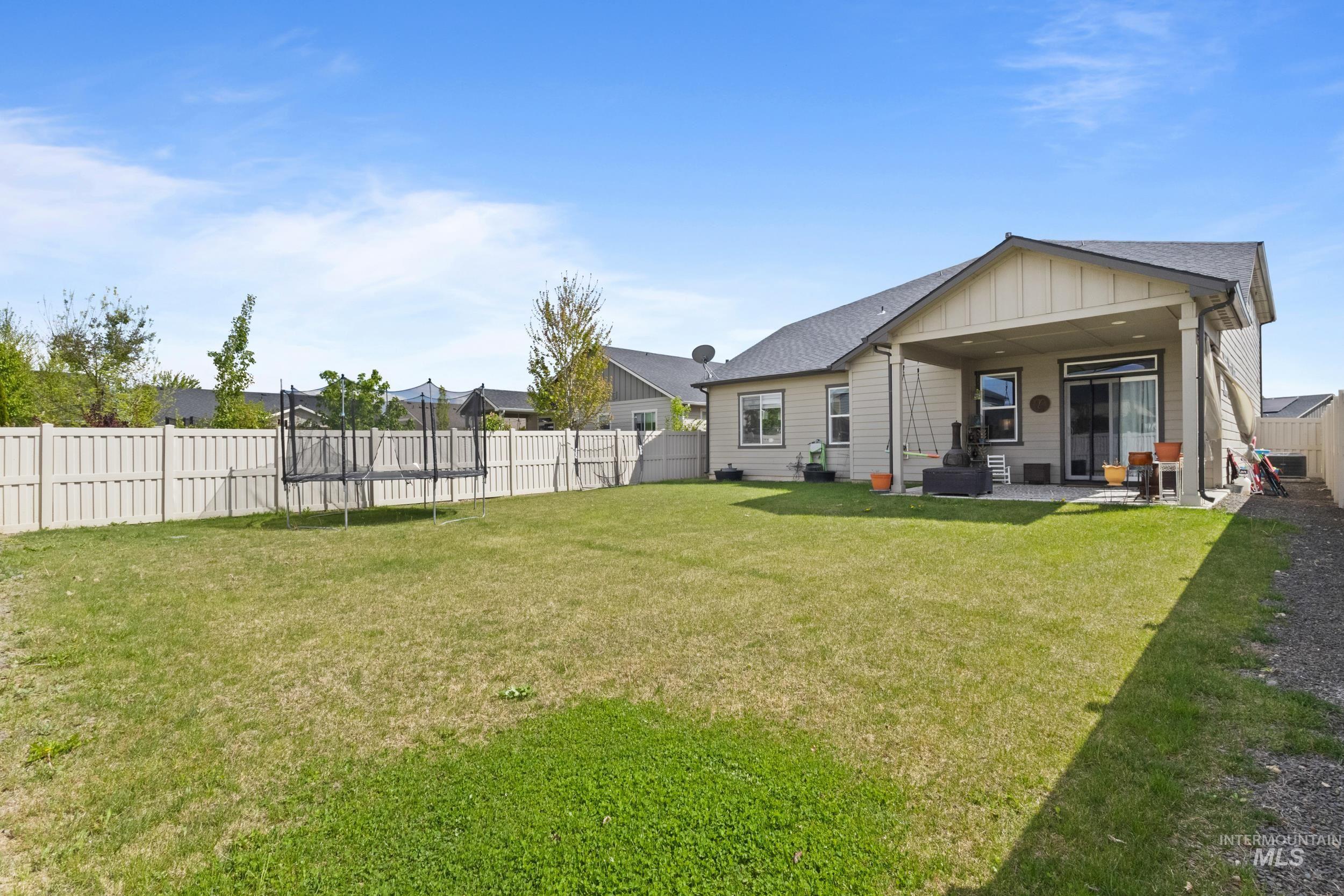 6072 West Quintale Drive Meridian, ID 83646 - Photo 11 of 32