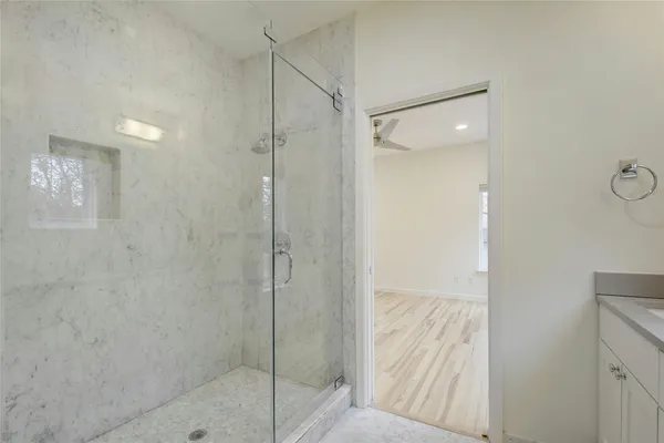 $3,500 | 2503 South 6th Street, Unit B, Austin, TX 78704