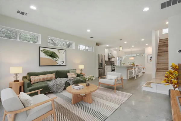 $3,500 | 2503 South 6th Street, Unit B, Austin, TX 78704