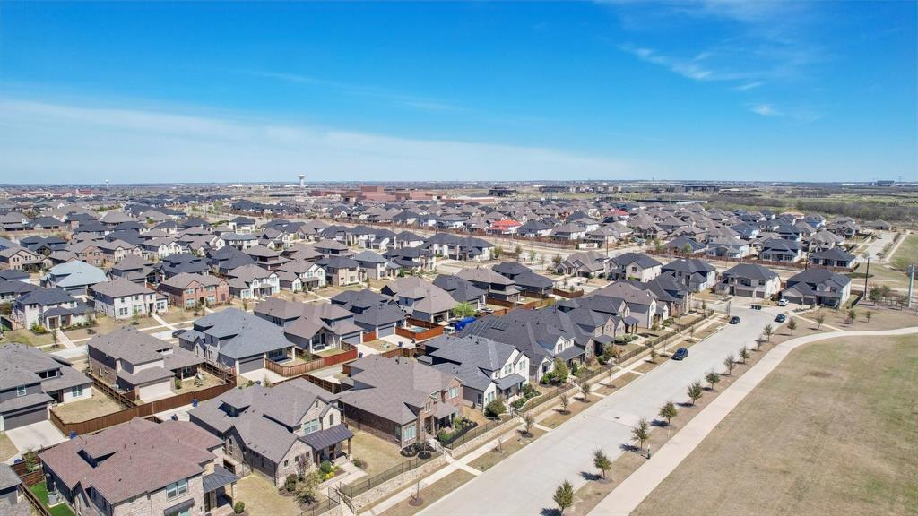 2172 Poppyvine Road Frisco, TX 75033 - Photo 37 of 40 Aerial perspective of suburban area