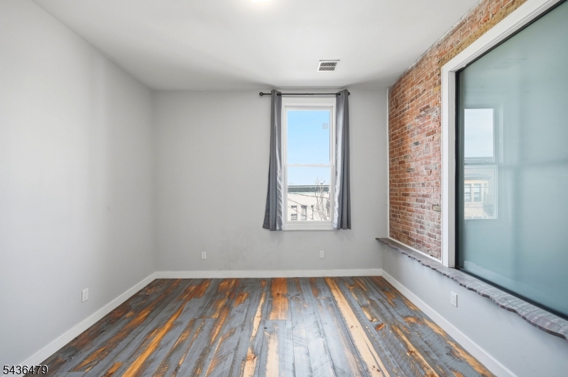 180 Spring Street, Unit 304 Newton, NJ 07860 - Photo 22 of 29