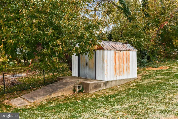 $560,000 | 914 Old Rixeyville Road, Culpeper, VA 22701