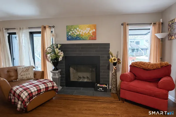 $354,000 | 208 Plymouth Colony, Unit 208, Branford, CT 06405