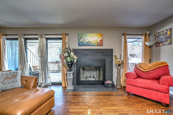 $354,000 | 208 Plymouth Colony, Unit 208, Branford, CT 06405