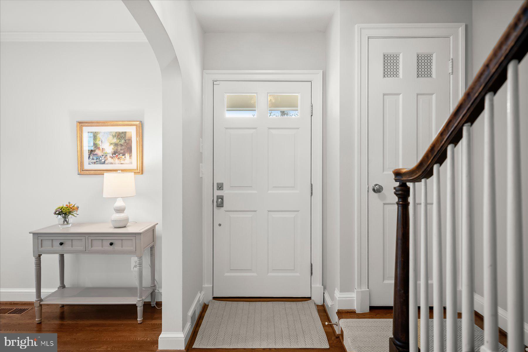 5532 14th Road North Arlington, VA 22205 - Photo 5 of 65 a view of a hallway with interior of the house