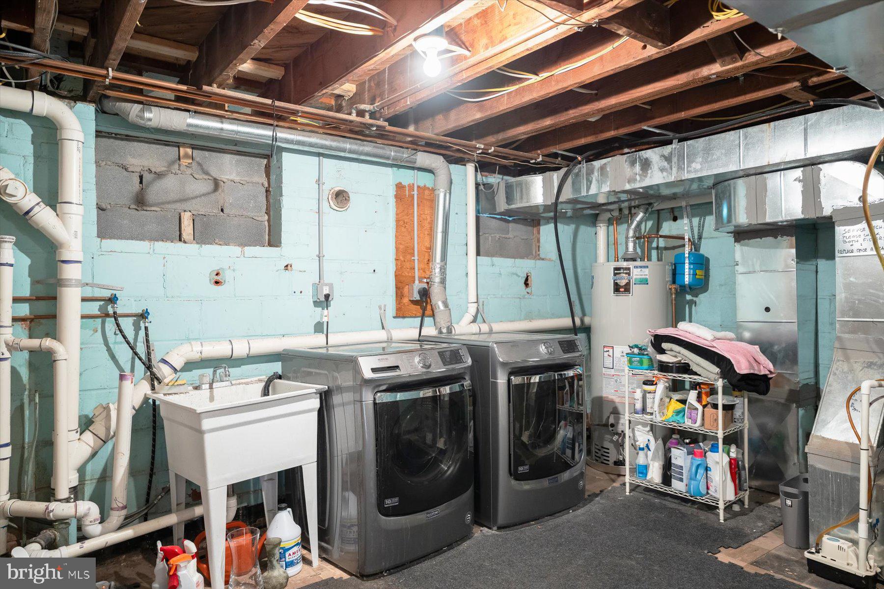 5532 14th Road North Arlington, VA 22205 - Photo 54 of 65 a utility room with dryer and washer